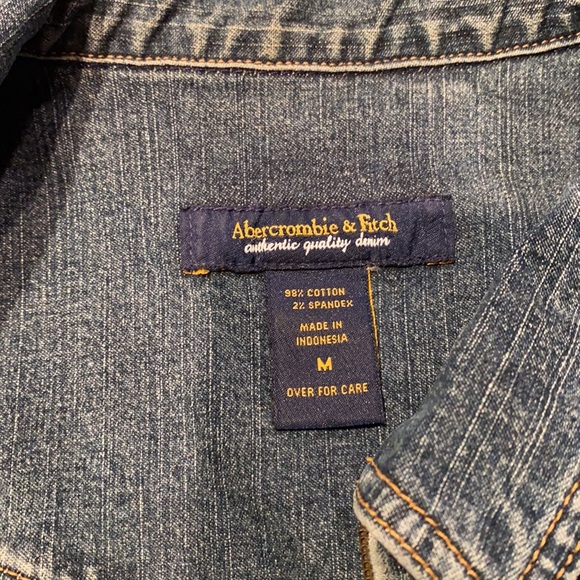 Vintage A&F (2001) Women Zip-up Denim Jacket - Picture 2 of 5
